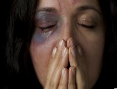 دلایل خشونت فیزیکی مردان علیه زنان