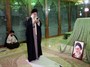 رهبر انقلاب در حرم امام خمینی(ره) و گلزار شهدا حضور یافتند