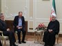 روحانی: کشورهای منطقه برای حل معضلات دست به دست هم دهند