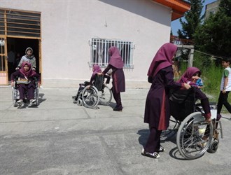 مدیرکل بهزیستی فارس: پیگیر قانون جامع حمایت از معلولان هستیم