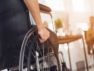 ناوگان حمل و نقل برای حضور معلولان اصلاح شود