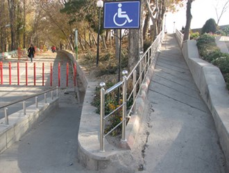 بهبود ۵۳ درصدی فضاهای شهر کرمانشاه برای معلولان