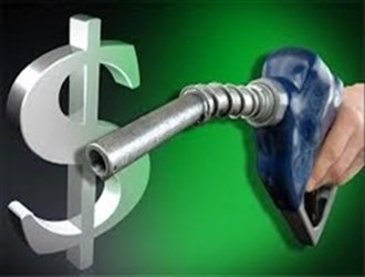 بهای سنگینی که دولت یازدهم برای بنزین تک نرخی می پردازد/قیمت بنزین در بقیه کشورها چند است؟