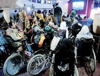 معلولان گیلان خواستار توجه به حقوقشان در لایحه بودجه 98 شدند