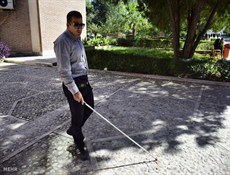 ساخت دستگاه مانع یاب برای نابینایان