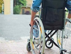 حمل و نقل شهری تهران نیازمند مناسب سازی برای معلولان است