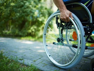 بی توجهی دولت و مجلس به مشکلات معلولان