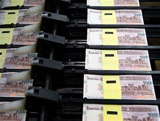 چک پول‌های 100 هزار تومانی آماده توزیع در بازار/ چاپ ایران چک‌ جدید به تورم دامن نمی‌زند