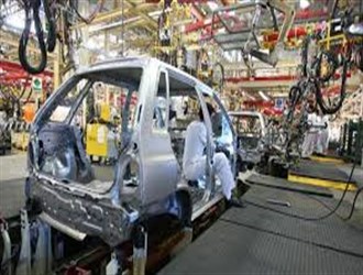 صنعت خودرو به واردات خودروساز و مدیریت واردات قطعه نیاز دارد
