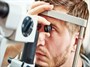 سکته چشمی چیست؟ علائم، علل و راه‌های درمان آن را بشناسید